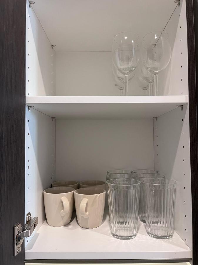 Stylish Flat Next To Metro Apartment *